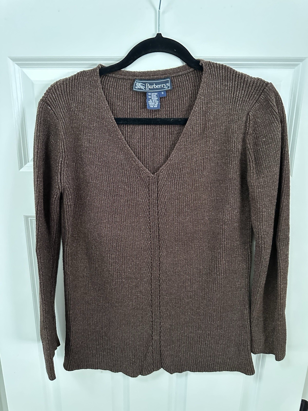 BURBERRYS VTG Very Rare Find V-neck Sweater In Ribbed Knit Style