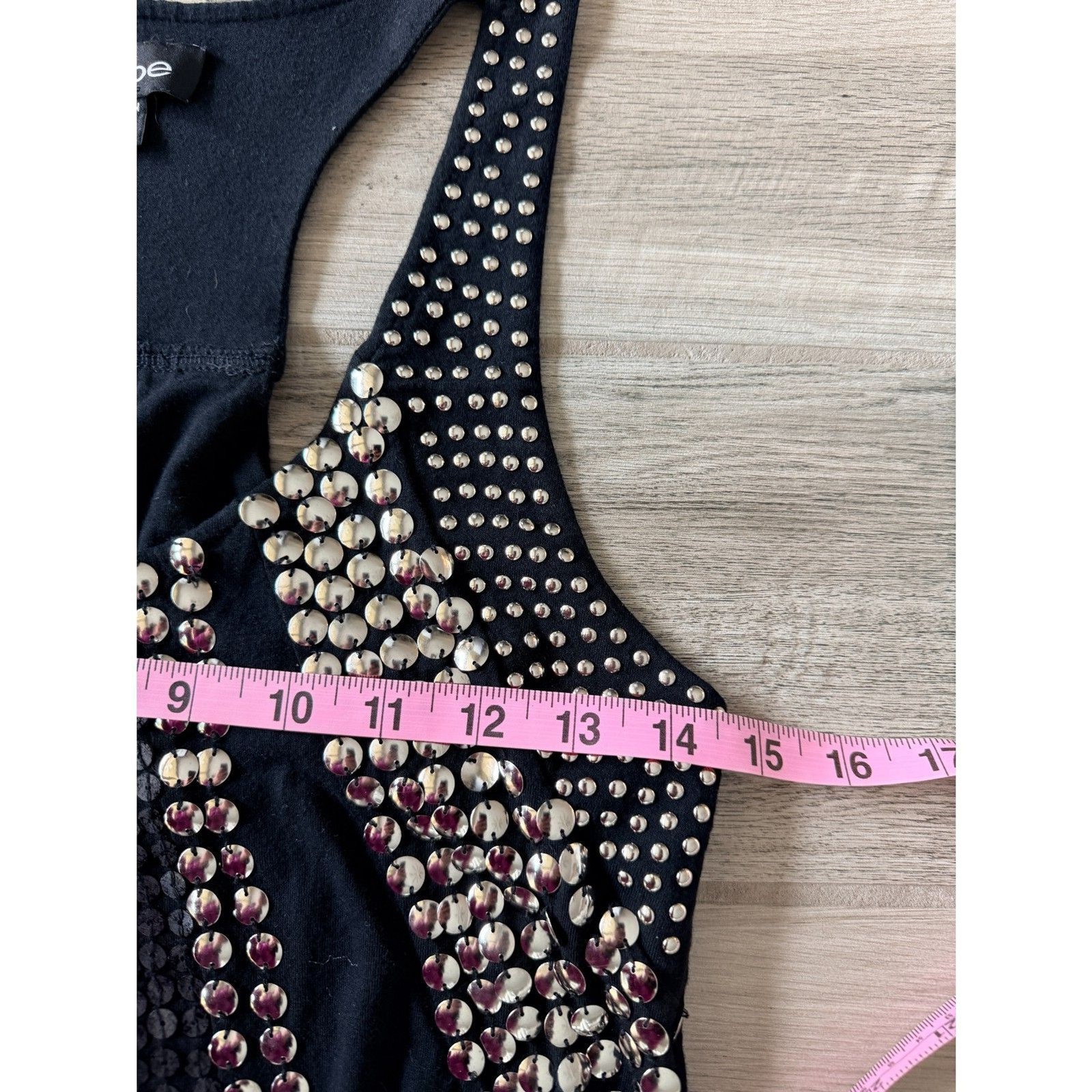 VTG Y2K Bebe Black Tank Top Gold Studded Embellished Keyhole Back Clubwear Sz S