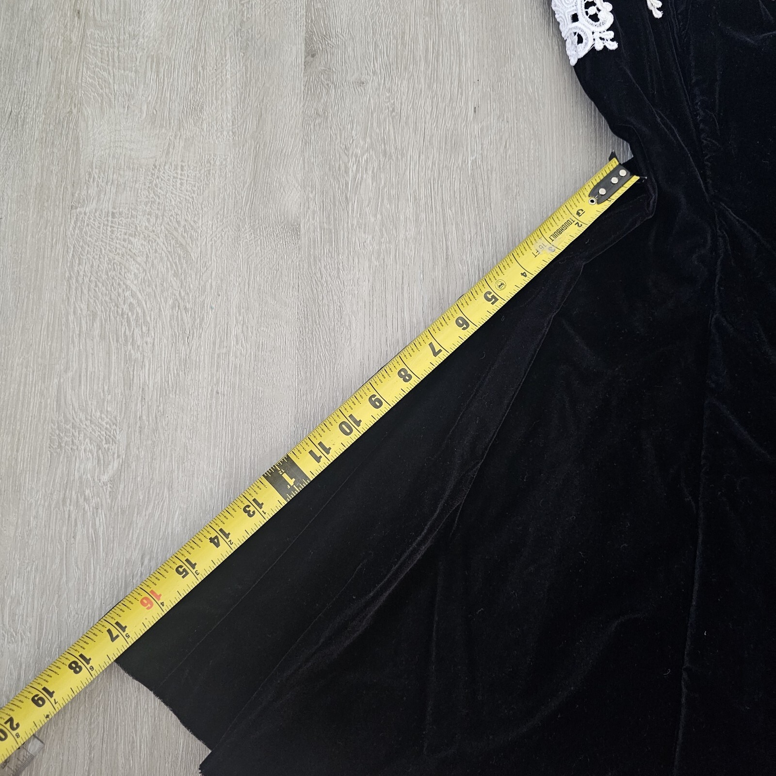 Vtg Jessica McClintock Women Size 7/8 Black With Tulle & 3 Crystals – NWT