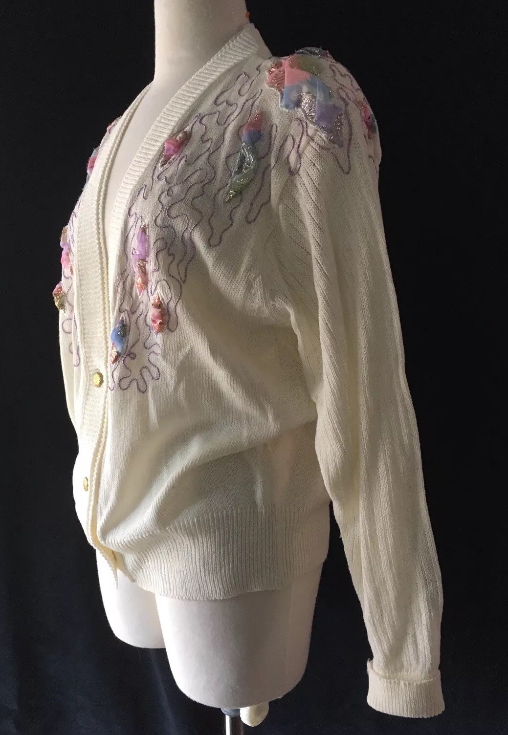 Vintage 1980’s Sweater Cardigan V Neck White Pink Lavender RIBBON PUFFS Japan