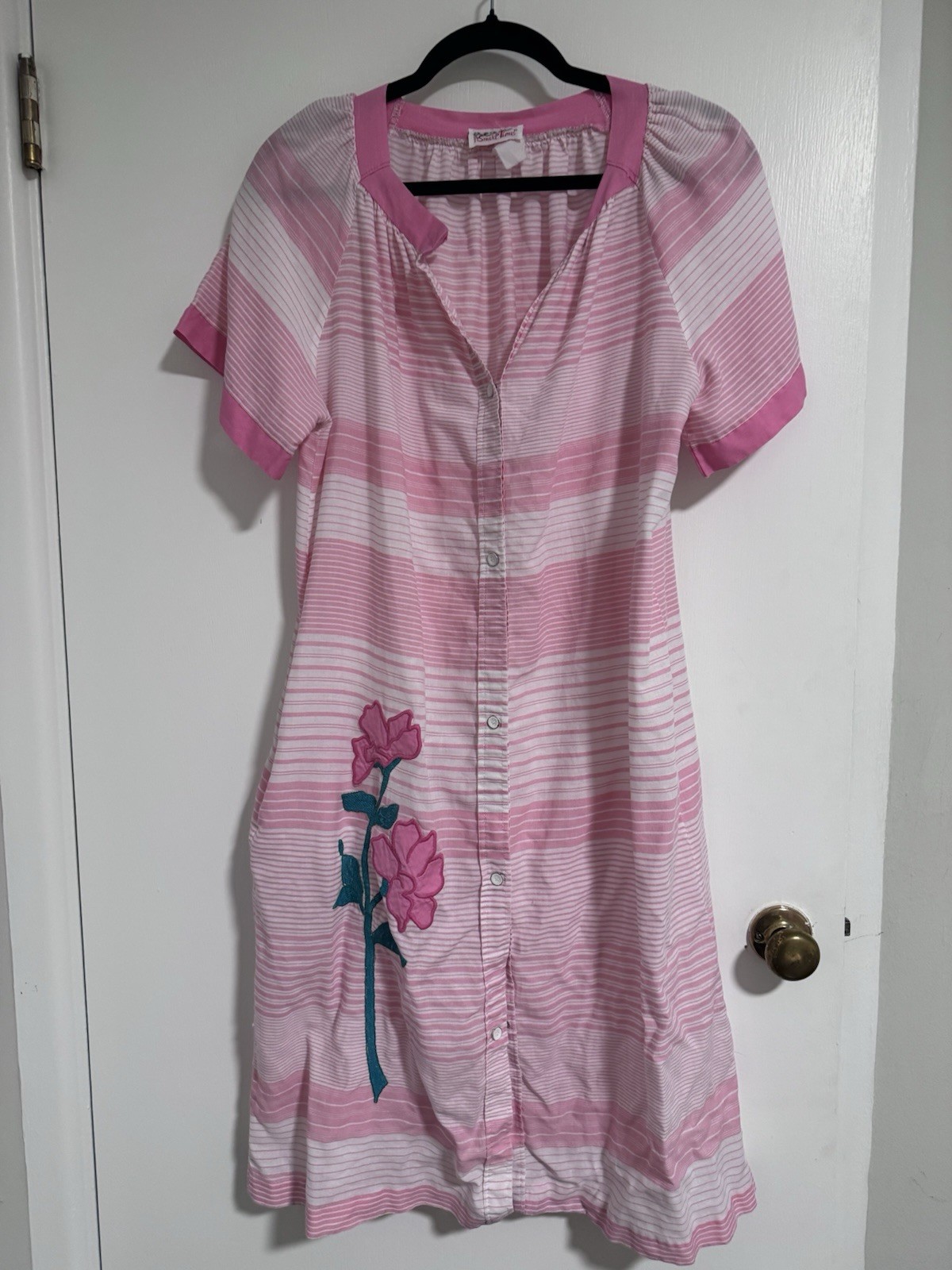 Vintage House Dress Pink White With Floral Detail Comfy Mumu Nap Dress 1980s VNT