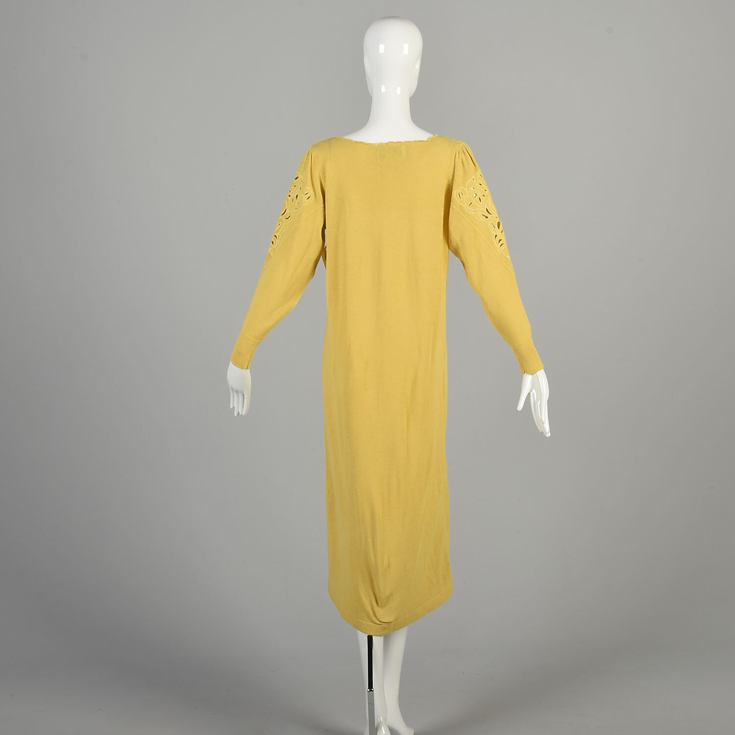 XL-XXL 1970s Yellow Sweater Cutout Embroidered Soft Lightweight Long Sleeve Midi