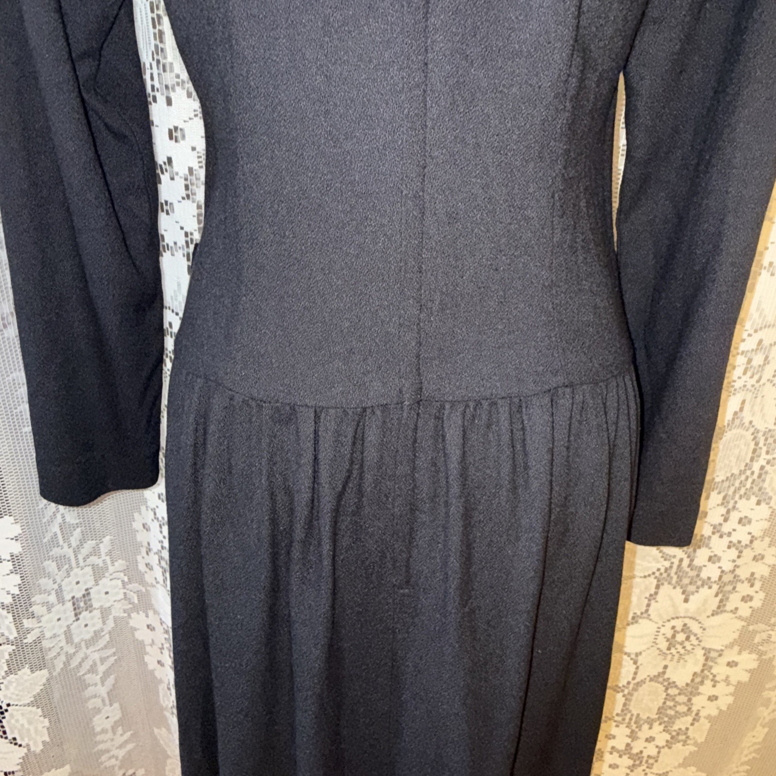 Vintage Lanz Originals Woman’s Opaque Rayon Little Black Dress Size 8 34 Bust
