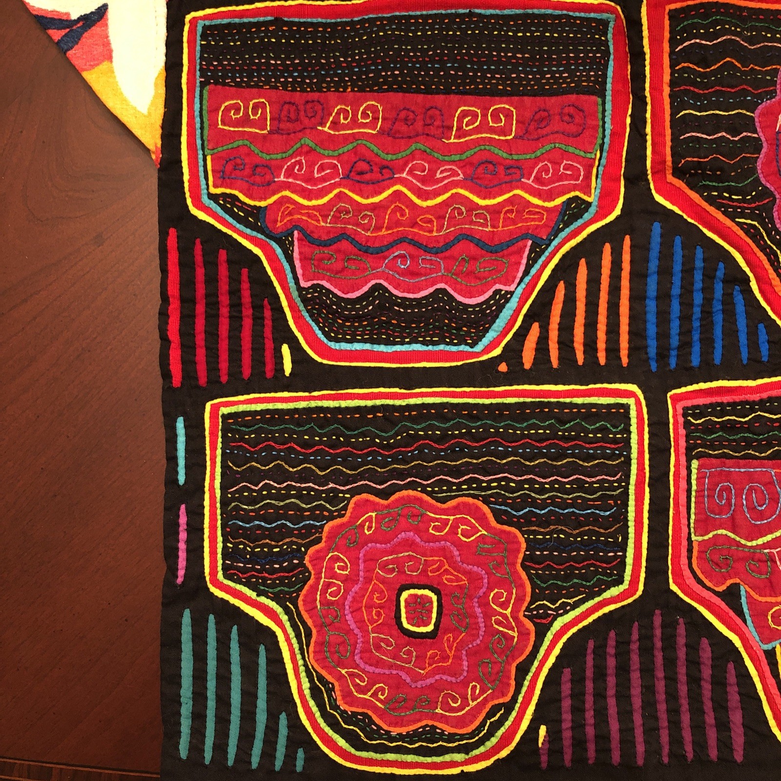 Vintage Kuna Mola Art Blouse Shirt Panama Handmade Floral Embroidered 2 Panels