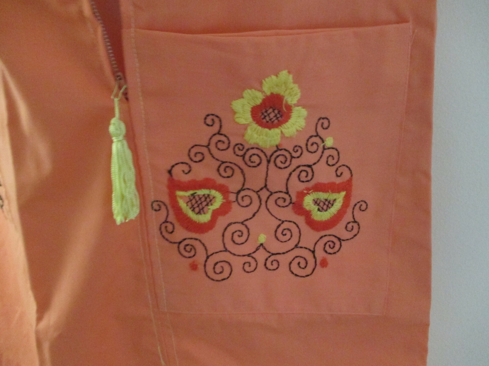 VINTAGE ORANGE HOUSE DRESS ZIP FRONT ORANGE EMBROIDERED POCKETS SZ 14 UNION MADE