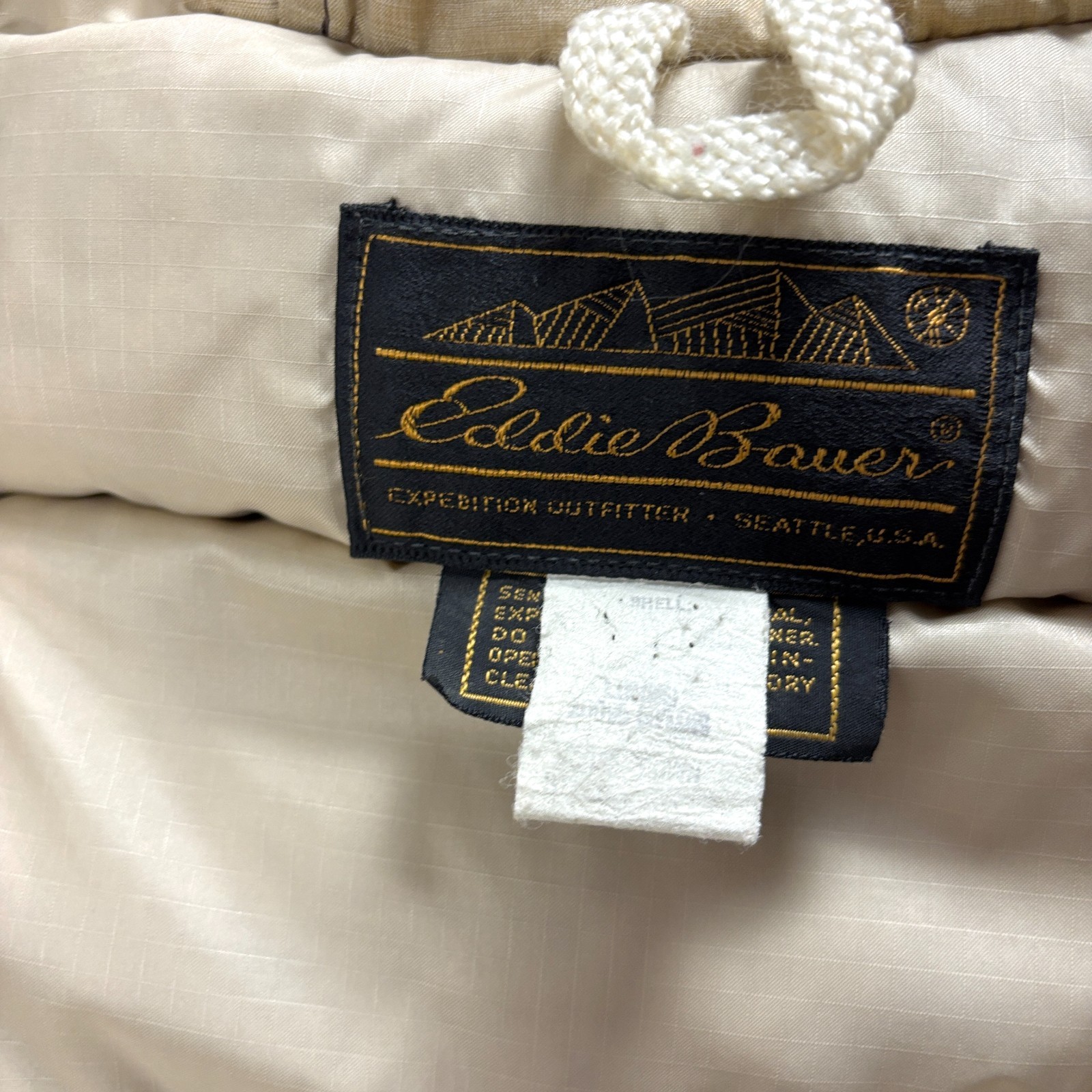 Vintage Eddie Bauer Womens Goose Down Coat Beige S/M Belted Hood Pockets