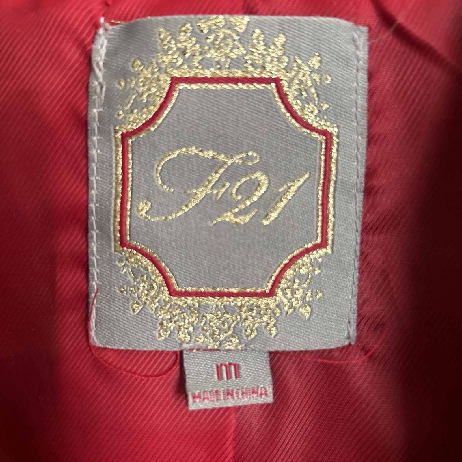 Vintage F21 Ladies Jacket Medium 41% Wool Gray /Red Lining Sleeve Length 24 In.￼