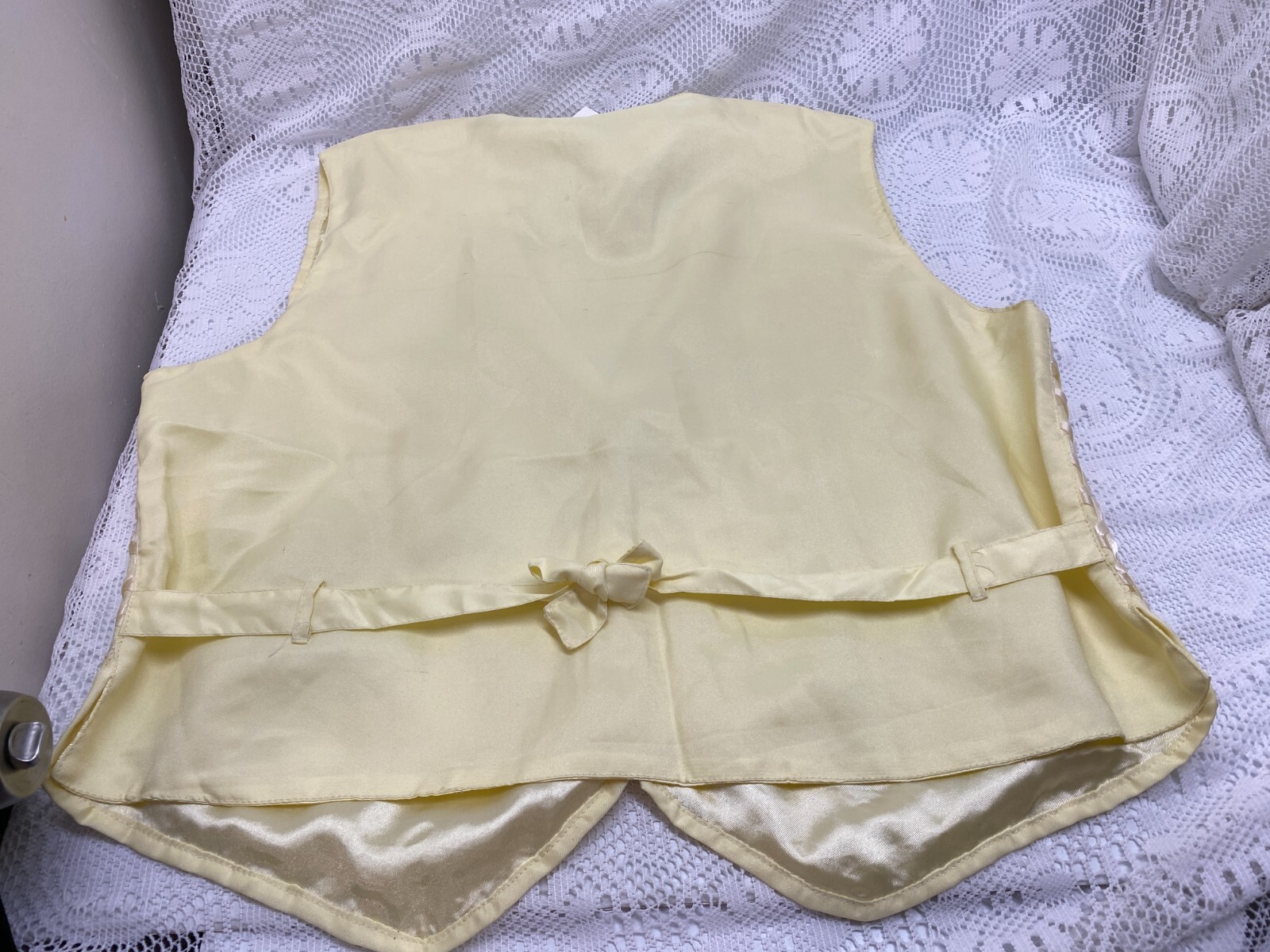 Vintage VEST -Winnie & JOE Woven RIBBON DECORATIVE Button up SIZE XL 70s80s90s