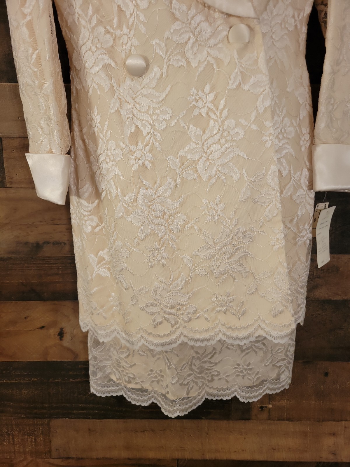 Vintage Miss Elliette Deadstock Two Piece Lace Suit Fully Lined Size 6 Ivory Nwt