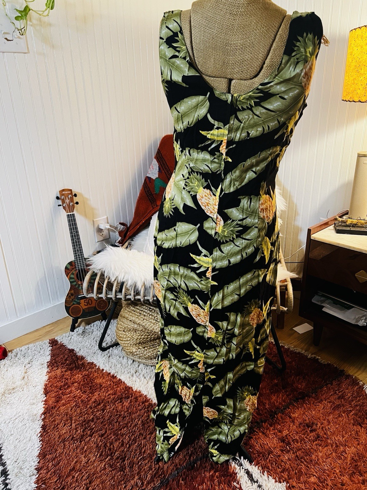 VTG Pineapple Moon Hawaiian Floral Maxi Dress Size Medium