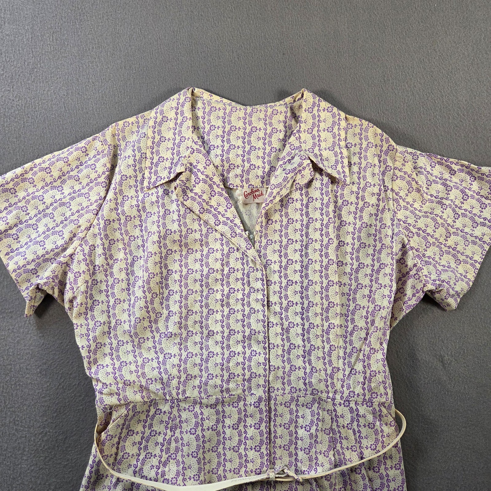 Vintage Carolina Maid Dress Womens Large White Floral House Belted House 60s