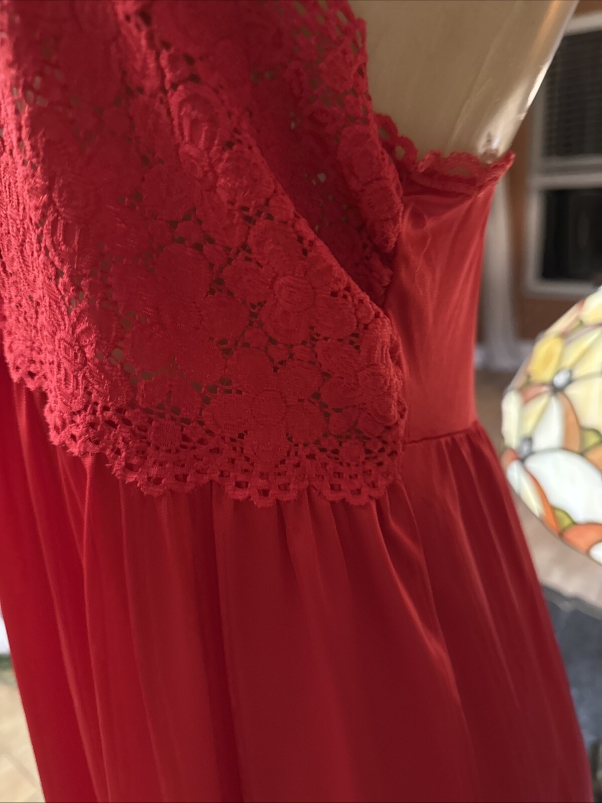 Vintage Vanity Fair Lace Bust/Back Nylon Long Red Nightgown Sz Sm xb72