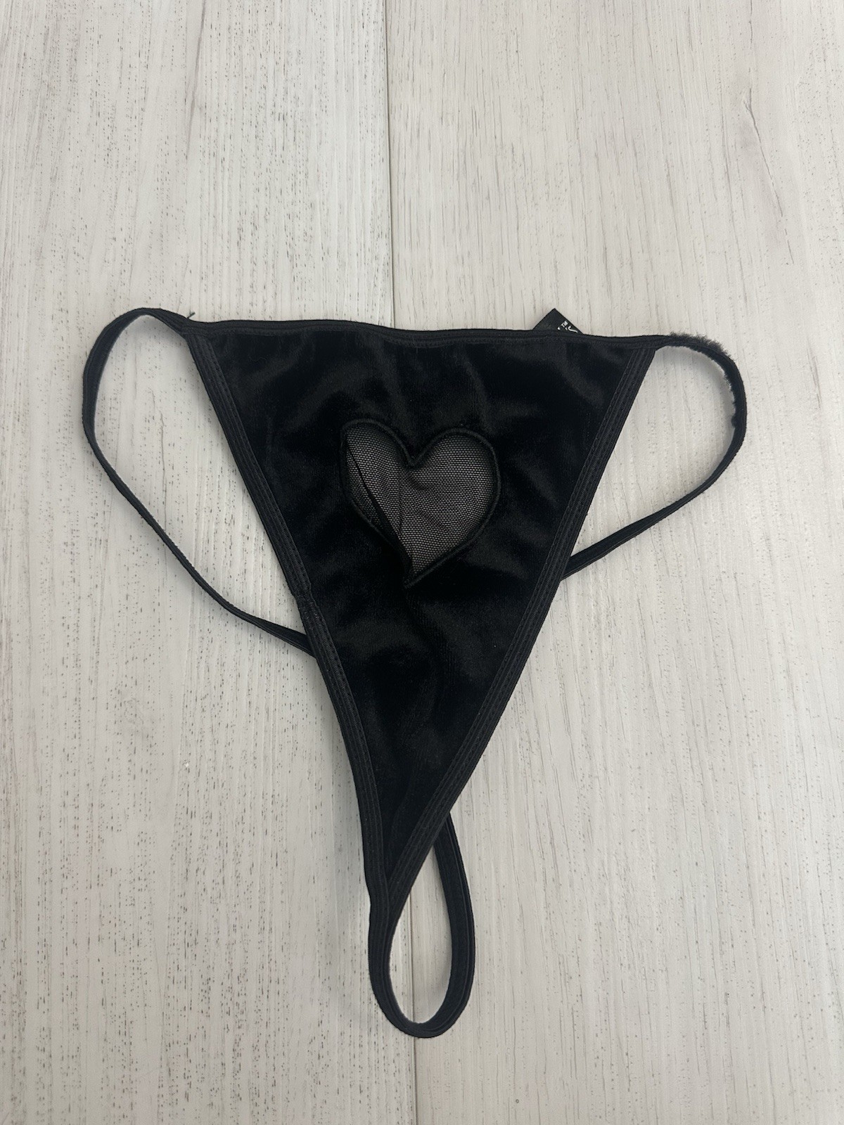 Vintage Frederick’s of Hollywood V-String Thong Sz M Black Bow on Back Heart