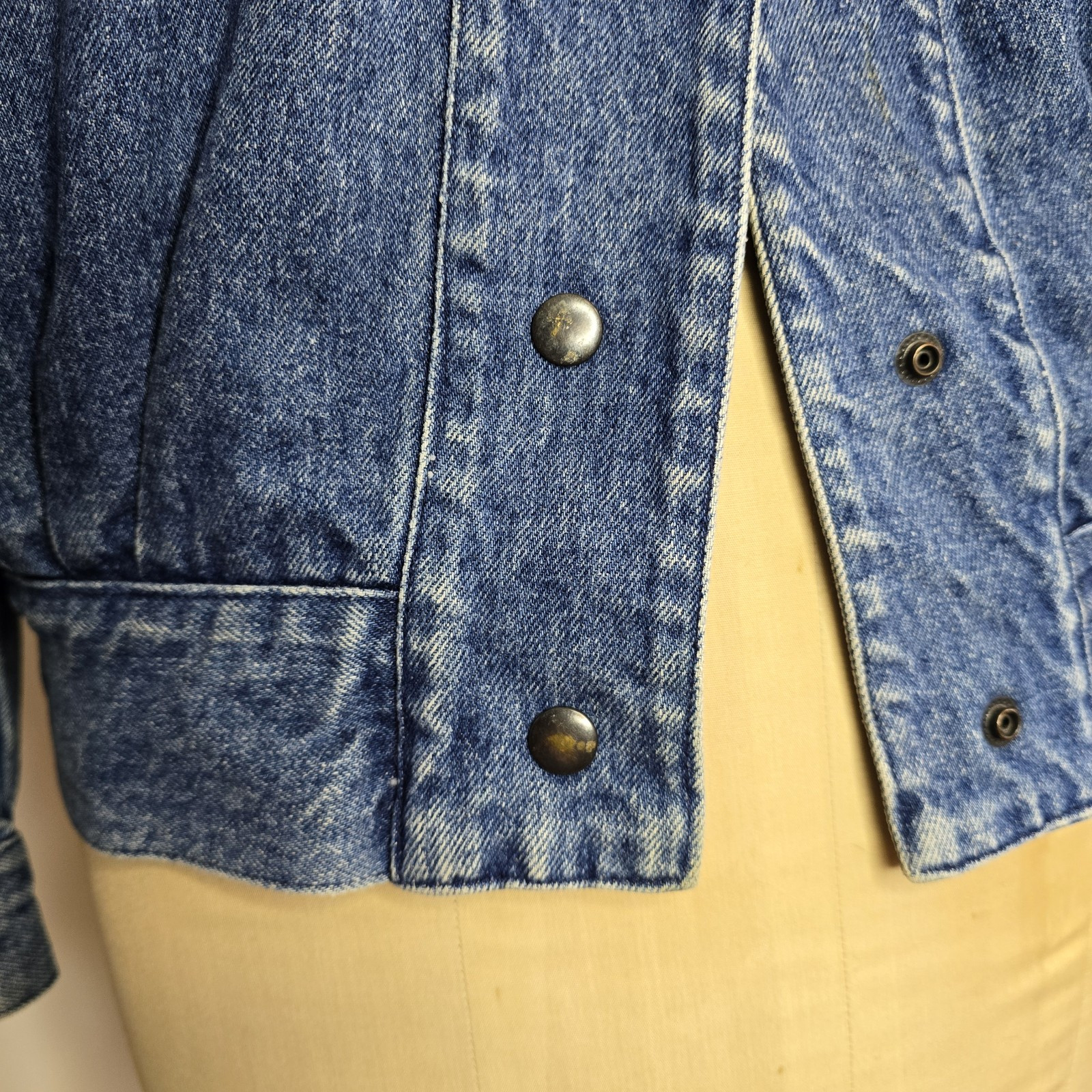 Bramble Lane Vintage Denim Jacket Sz Medium hot air Balloon applique puff paint