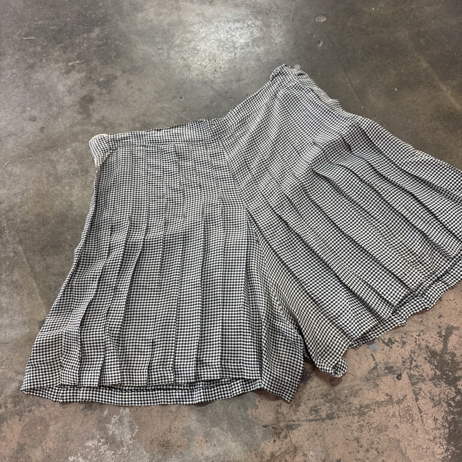 Vintage 1930s Checkered Black&White Rayon Pleated Shorts Sportswear Tennis