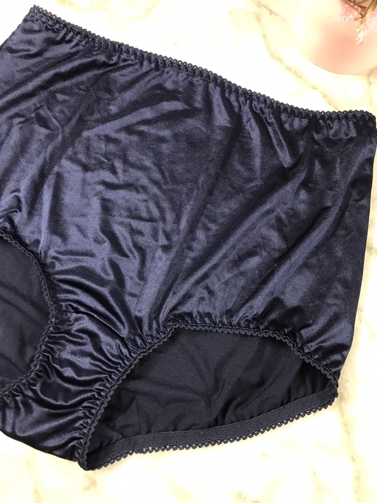 VINTAGE Vanity Fair Satin Silky BLUE Hipster Panty Second Skin 10/3XL 40301