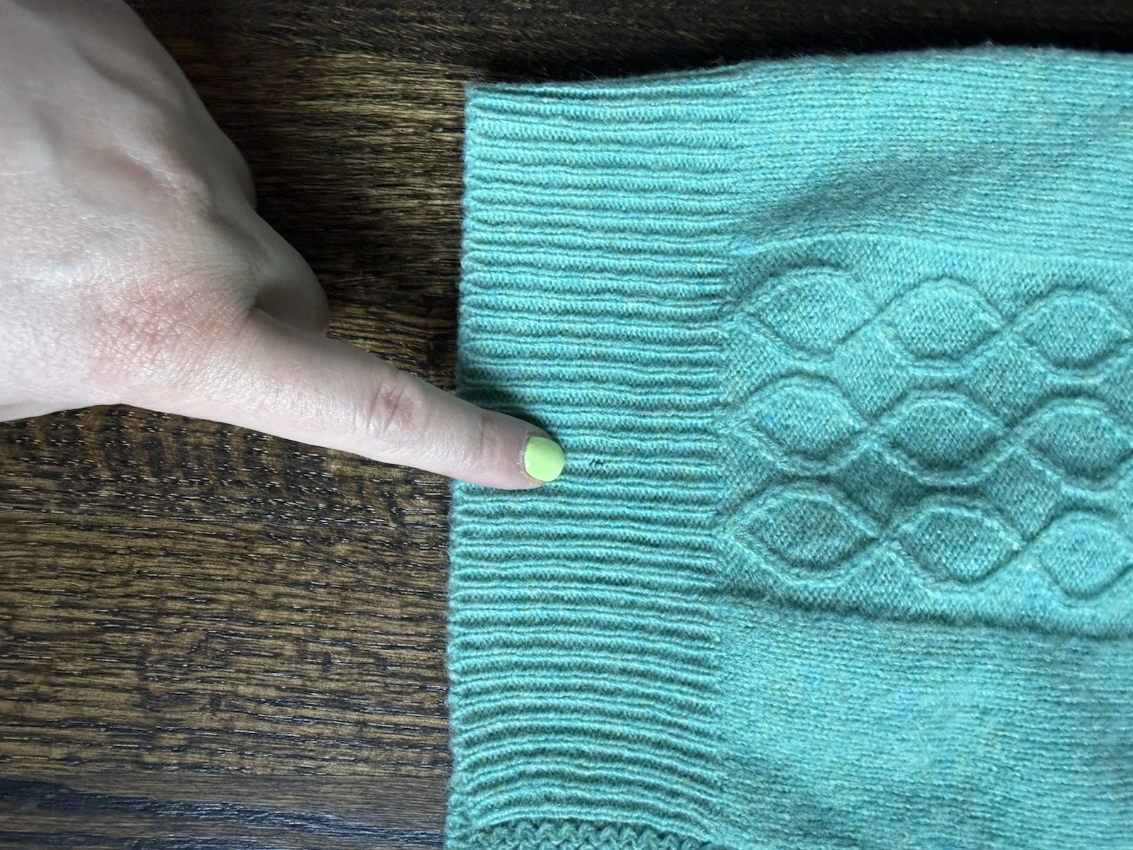 OP Sample 100% Wool Aqua Sweater Vest Vintage Made In British Hong Kong 36