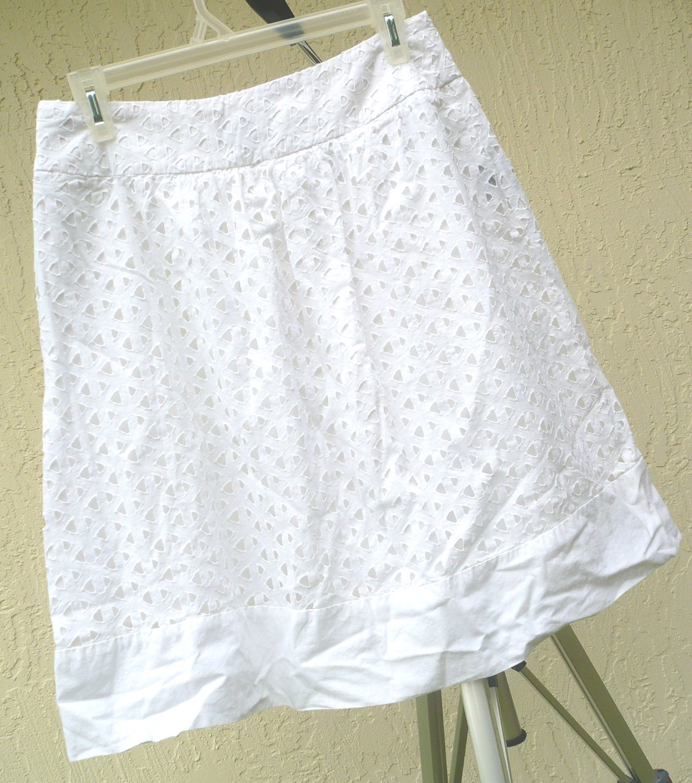 VTG S 6 EAST 5TH WHITE CUT OUT EMBROIDERED COTTON KNEE LENGTH SKIRT BOHO WOMEN