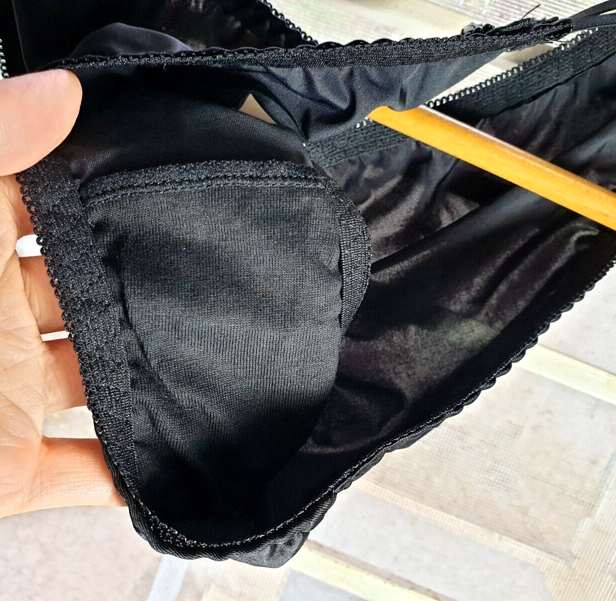 VTG Nylon Satin Panty Sissy Liquid Black Bikini String Brief Size 6-7 Hip 35-39″