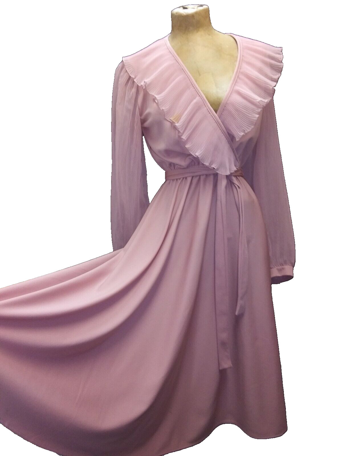 Vintage 1970’s Rose Pink Poly Chiffon Mod Cocktail Dress by Jen-Jen Medium