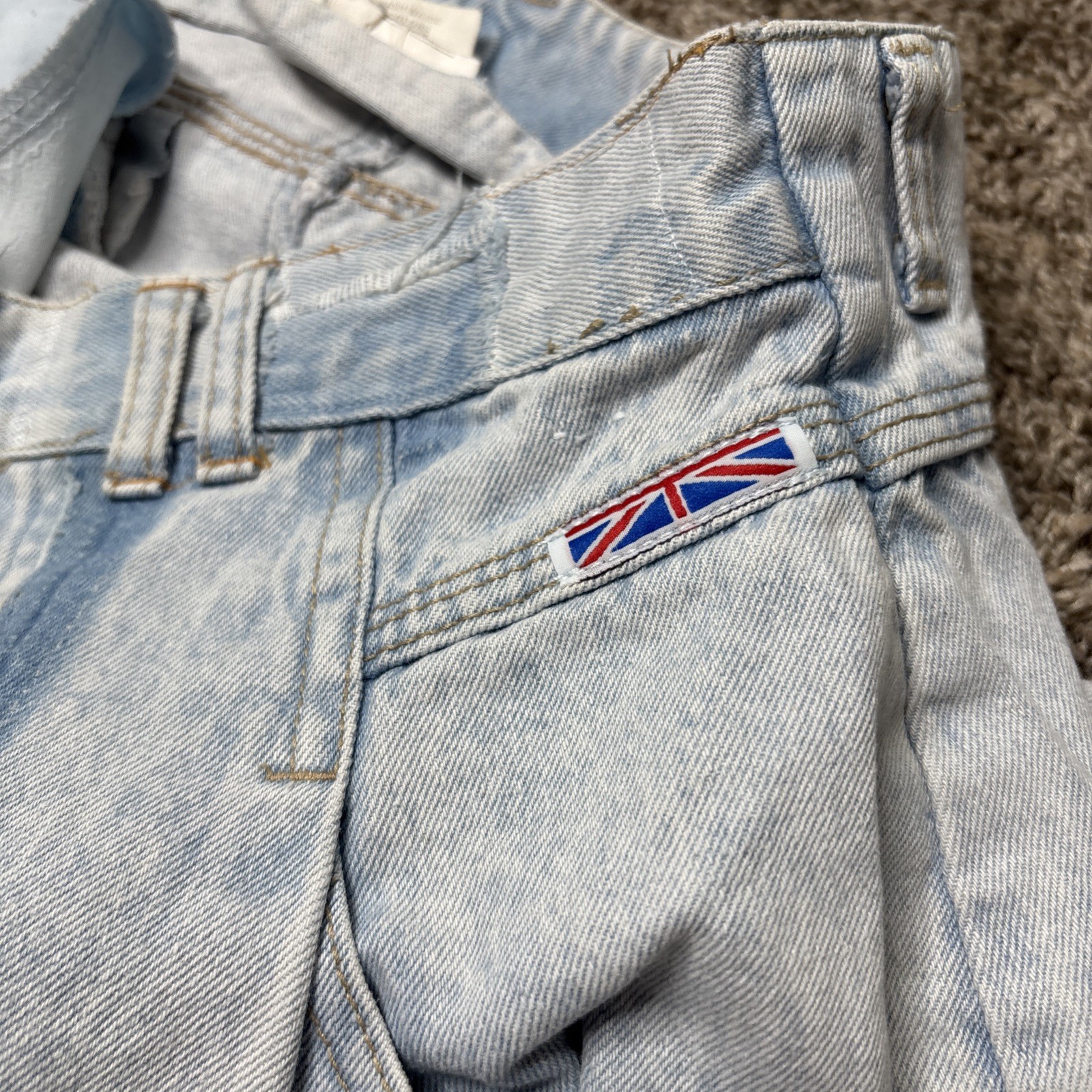 Vintage Brittania Jeans high-waisted pleated tapered leg Acid Wash Sz 32×28.5
