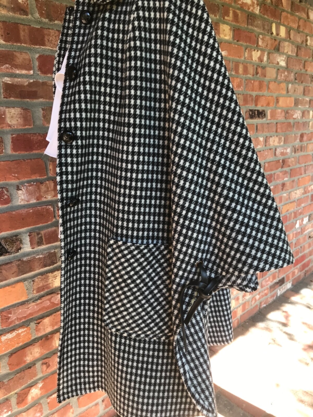 VTG Black & White Houndstooth Cape HANDMADE Lace Up Sides Large + EEUC!!!