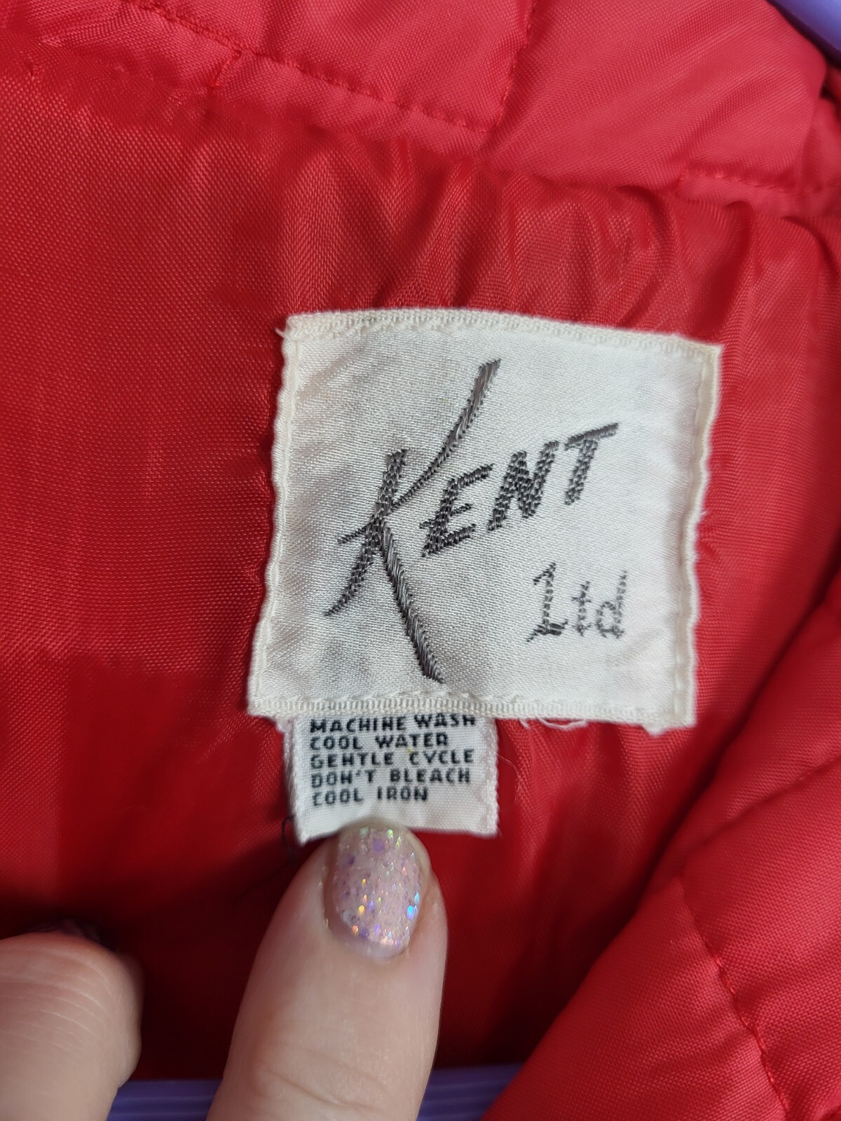Kent LTD Vintage 1960s – 70’s Coat Red Square Quilted Button Up Jacket Winter