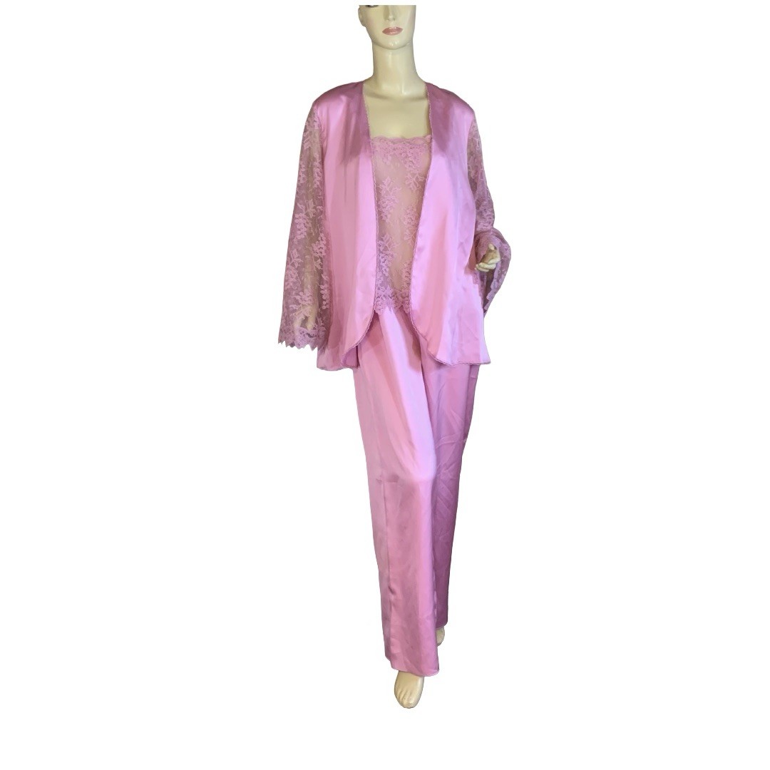 VINTAGE 1970’S GLYDONS HOLLYWOOD PINK SATIN & LACE PAJAMA SET NWT SIZE M/L