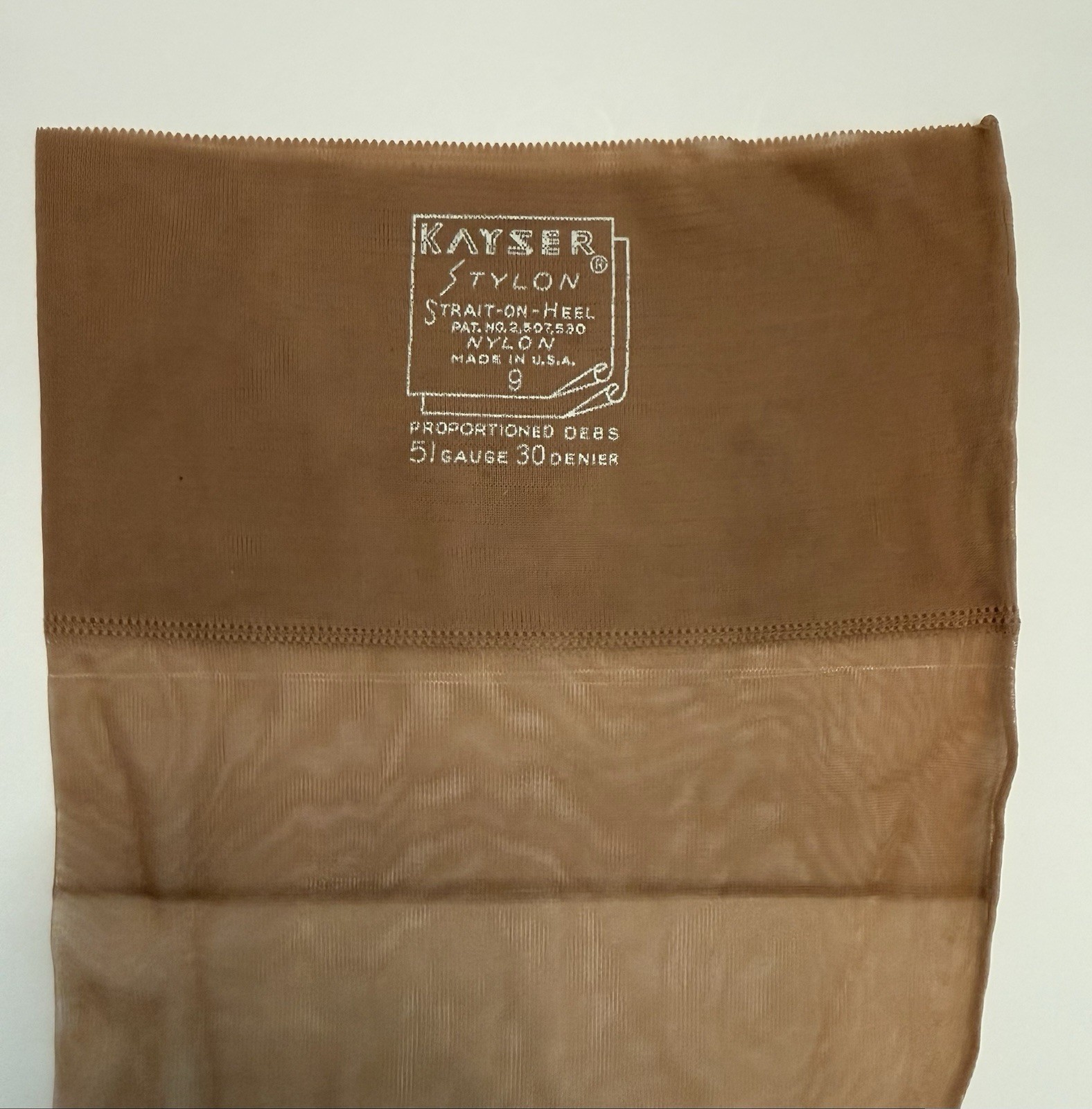 Vintage Kayser Full Fashioned Seamed Flat Knit Stockings 30 Denier 2 Pairs