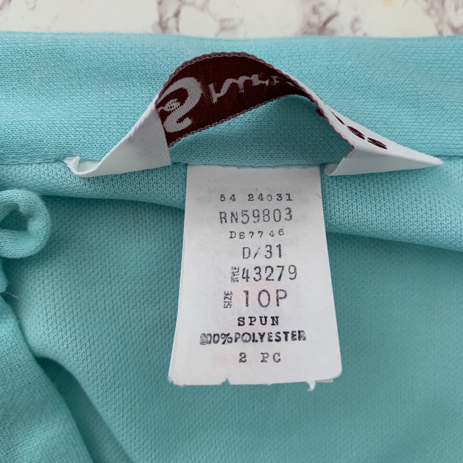 Vintage Dress 10P The Shirtdress Pleated Shoulders Button Top Belted Mint