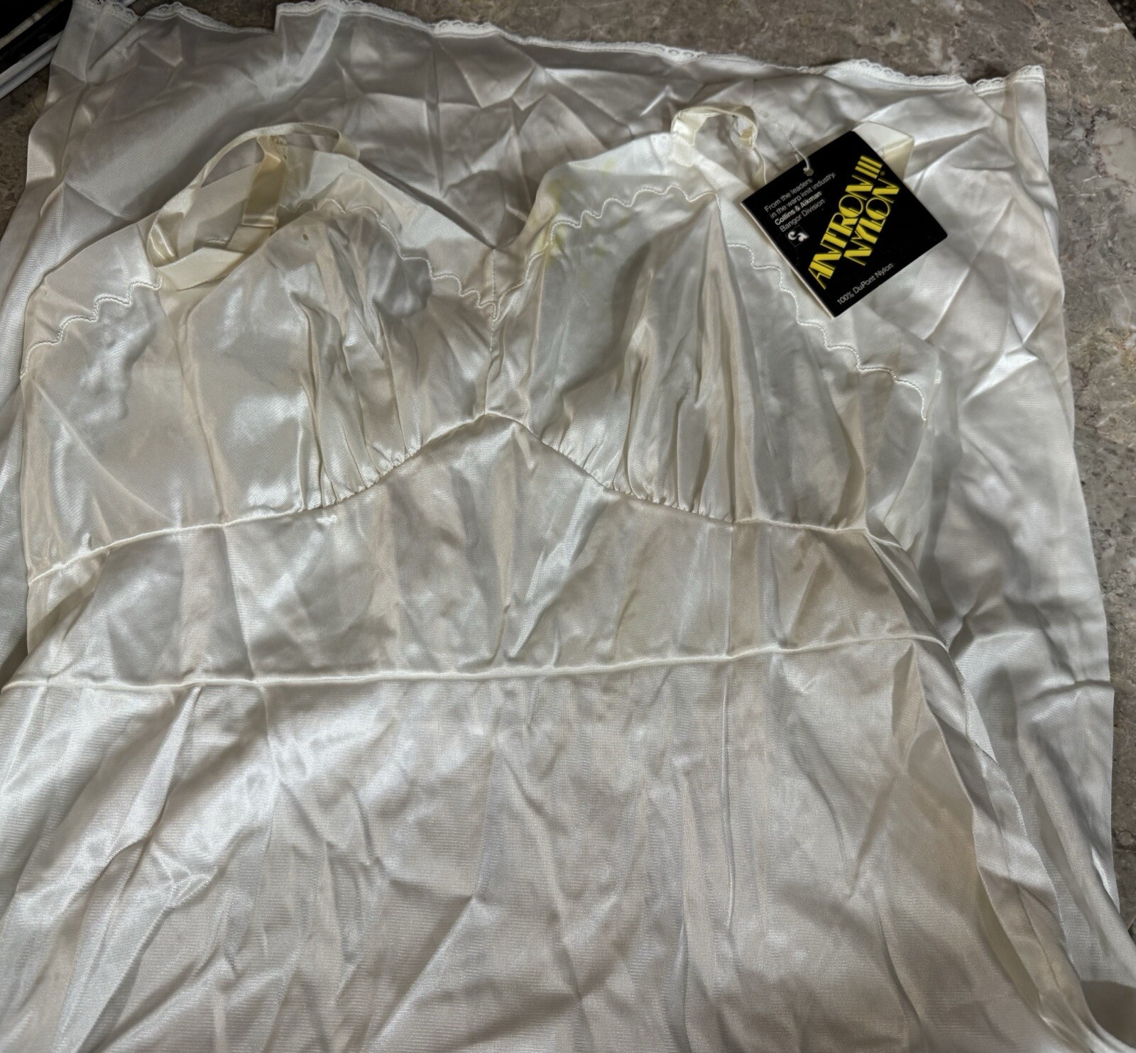 VINTAGE MISTRA FULL SLIP. SIZE 36. WHITE. TLC SPOTS