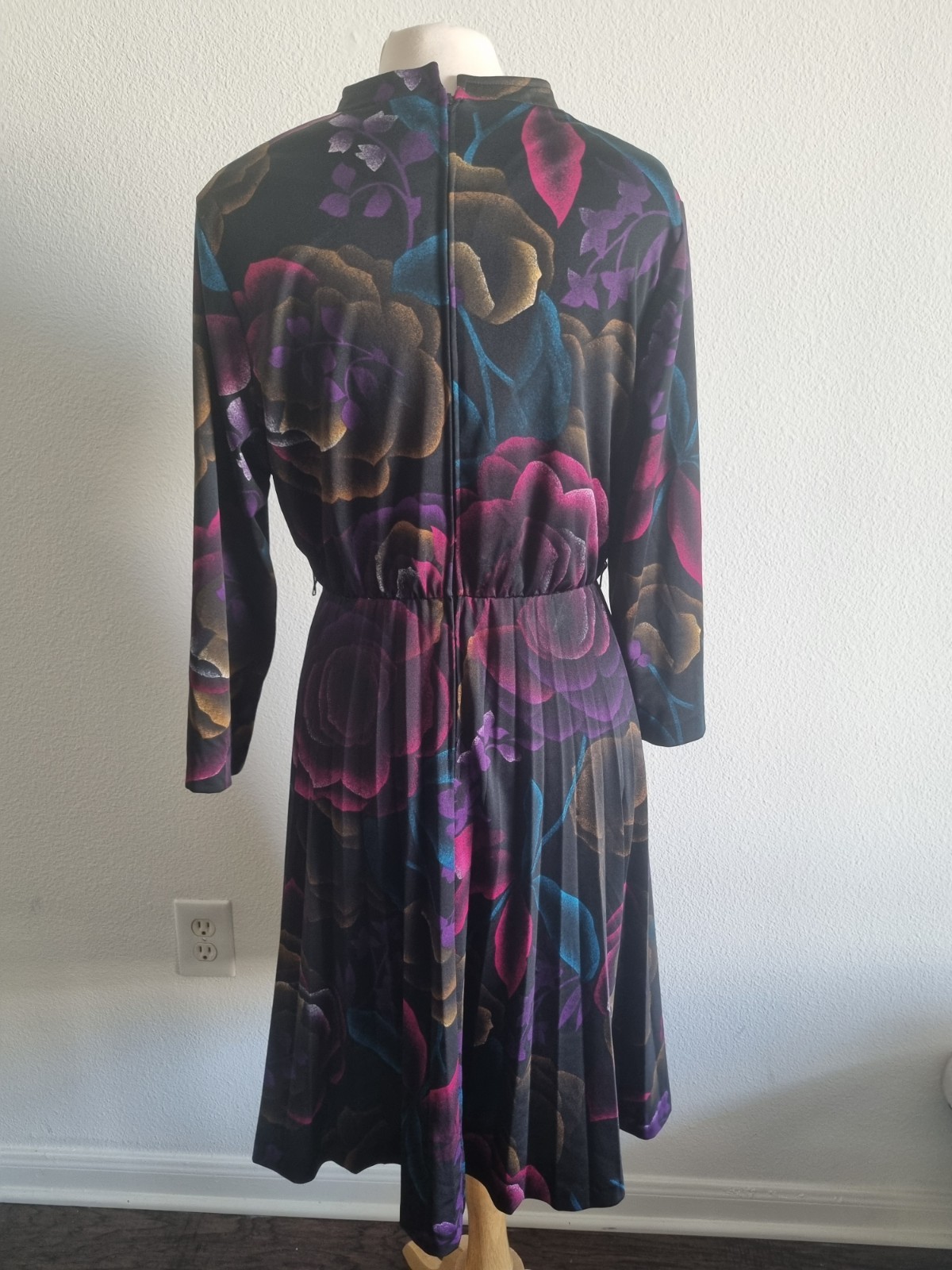 Black Vintage Mynette Dress With Pleated Skirt Mandarin Collar