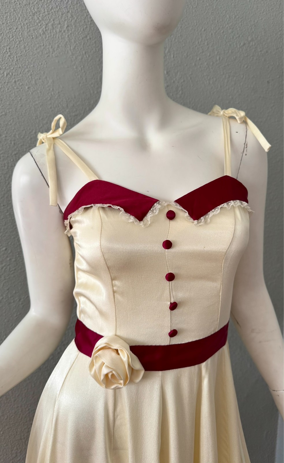 Vintage 40s Satin Ivory Full Sweep Formal Wedding Gown Dress XXS