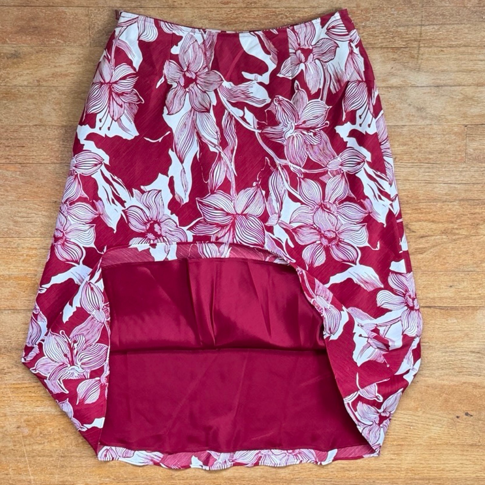 Vintage Silk/Linen Floral Print Skirt Size Small (6P) 26″ Waist A-Line Red/White
