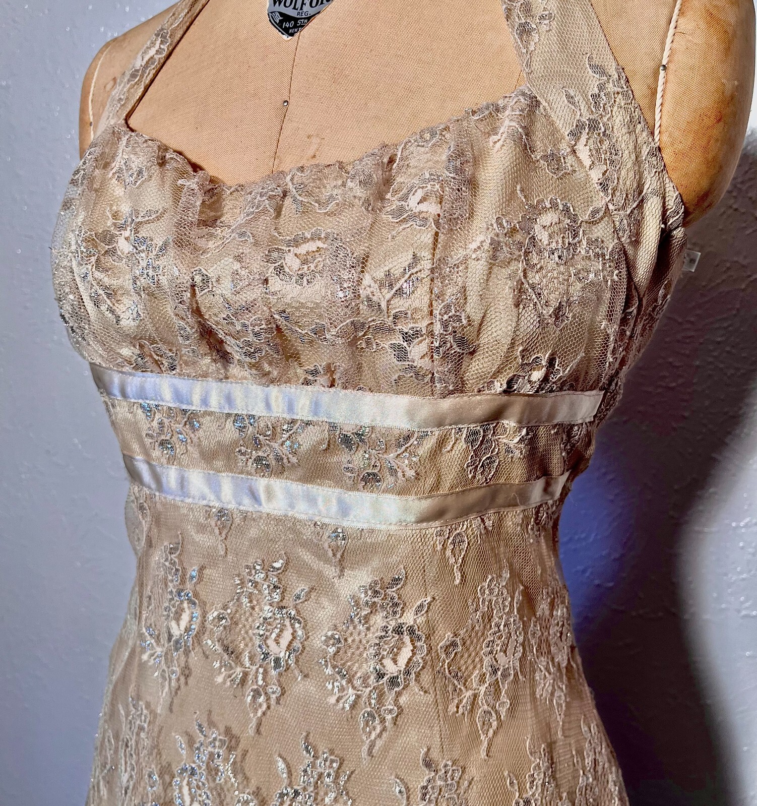Vintage Zum Zum by Niki Livas Halter Neck Champagne Metallic Lace Dress Size 3/4