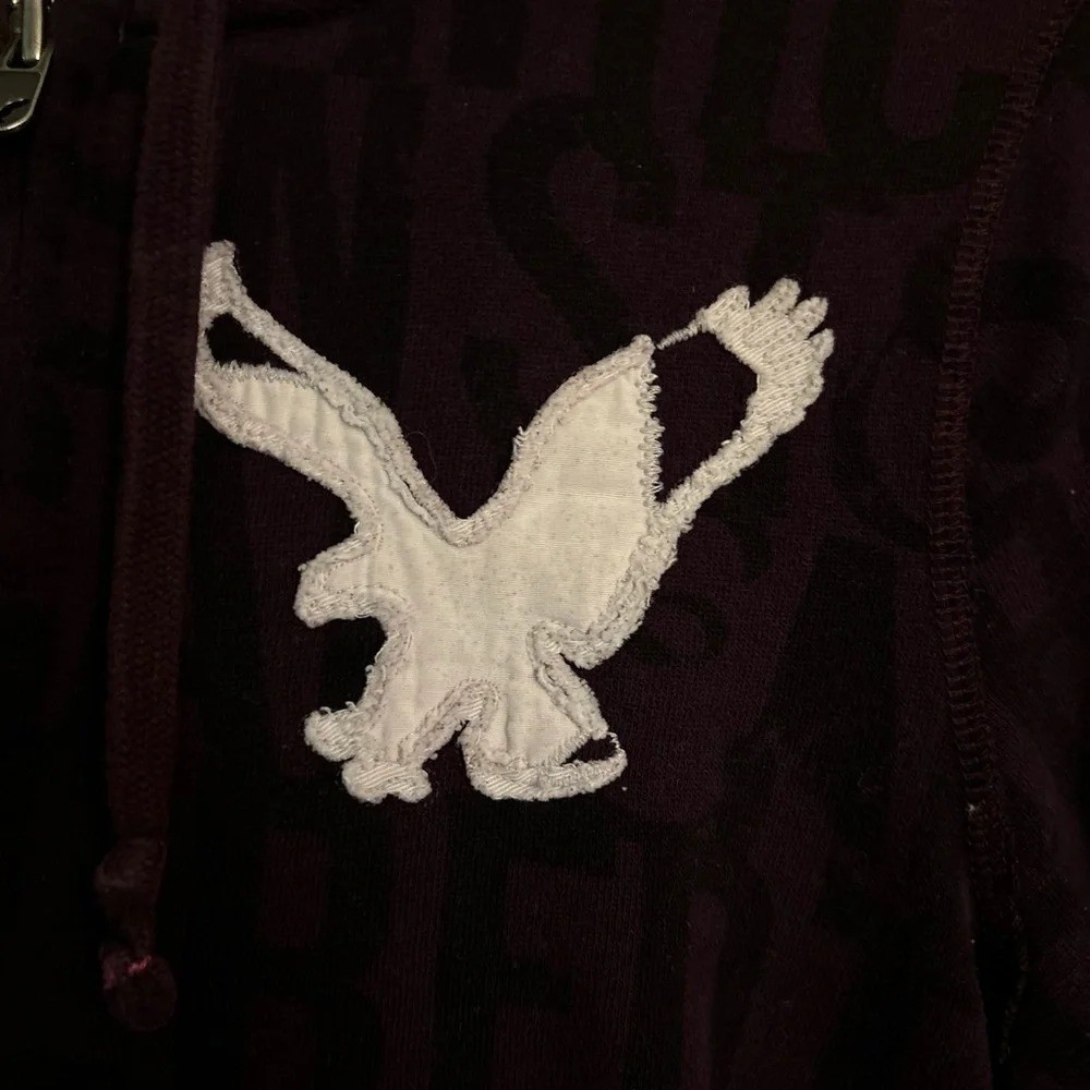 Vintage Y2K American Womens Eagle Plum Word Graphics Full Zip Hoodie Size XS