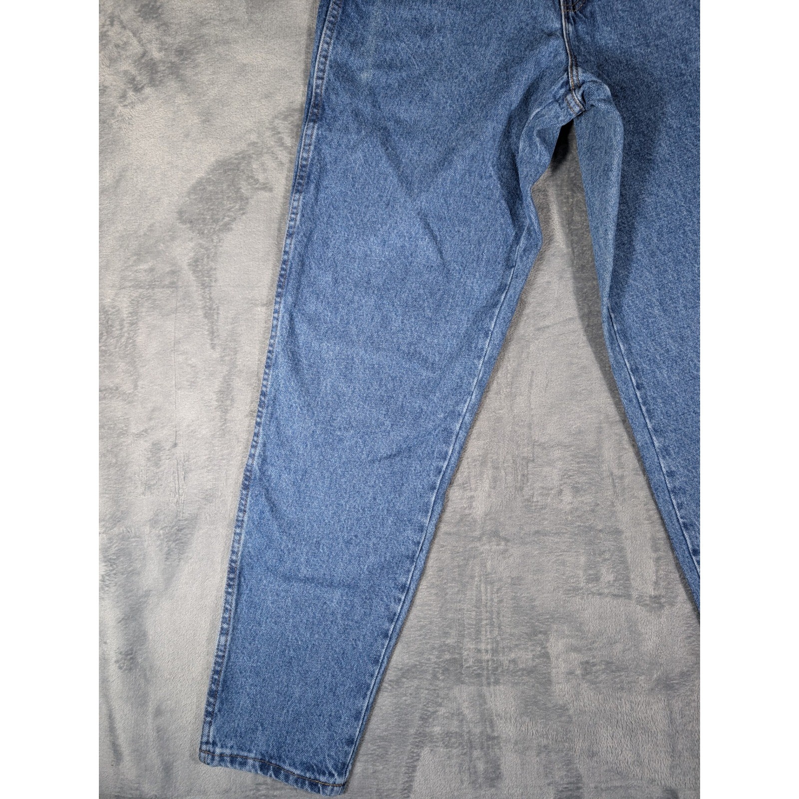 Vintage Chic High Rise Relaxed Fit Tapered Leg Jeans Made in USA Size 12 Average