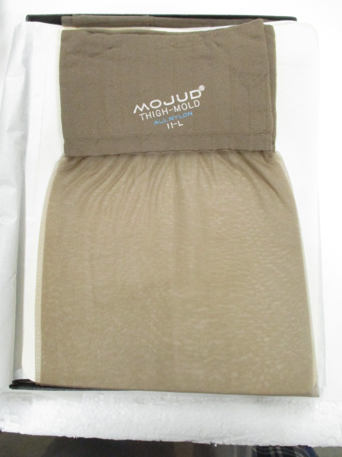 1PR VINTAGE MOJUD RHT SHEER SHINY FLAT KNIT NYLON STOCKINGS SZ 11 LONG TAUPE