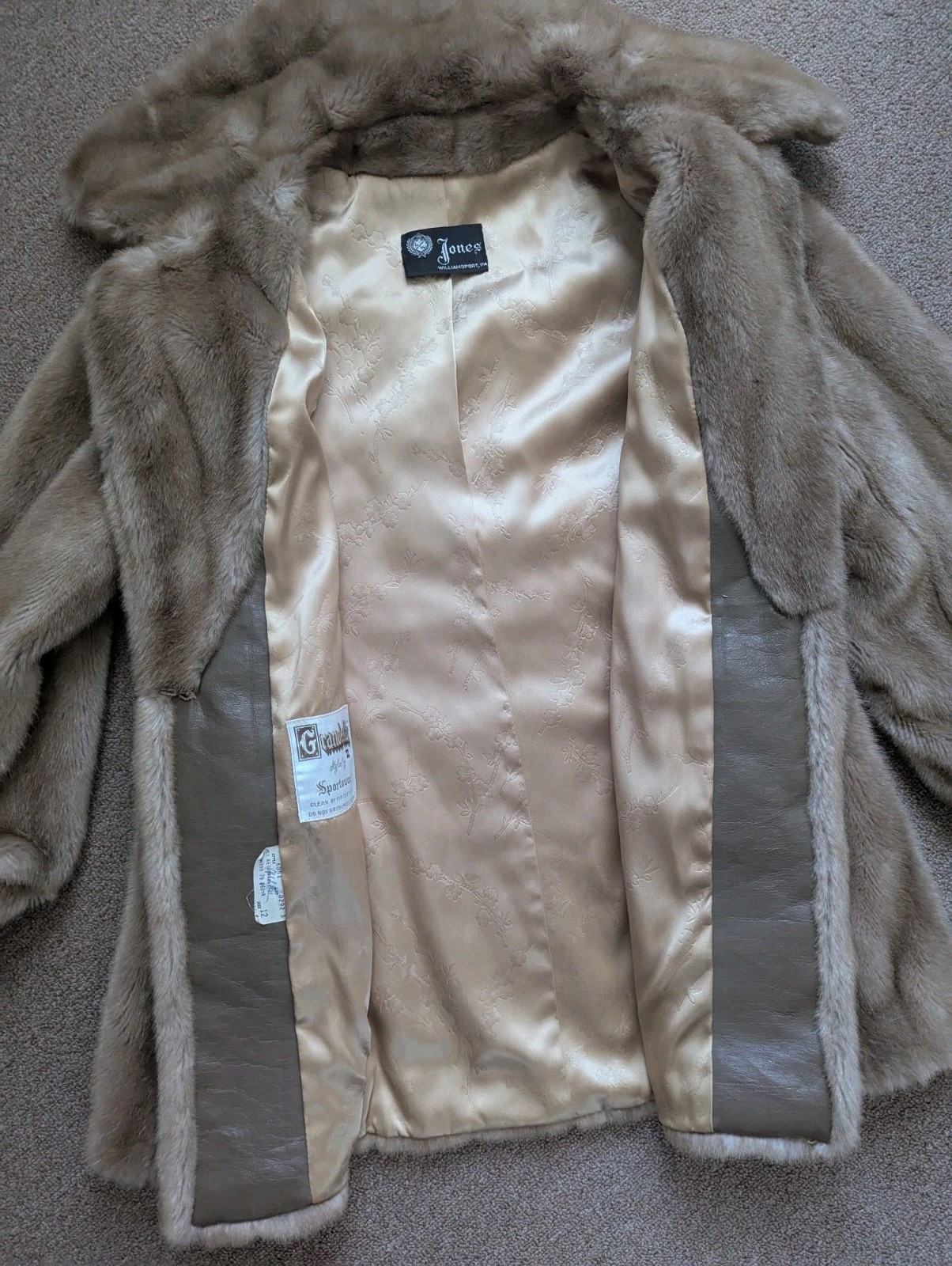 Grandella II Sportowne Jacket Coat Womens 12 Faux Fur Lined Button Vintage