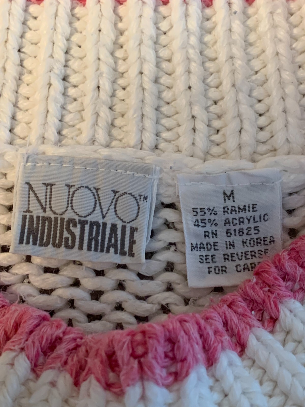 Vtg 80’s Nuovo Industriale Women’s Medium Pink and White Sweater