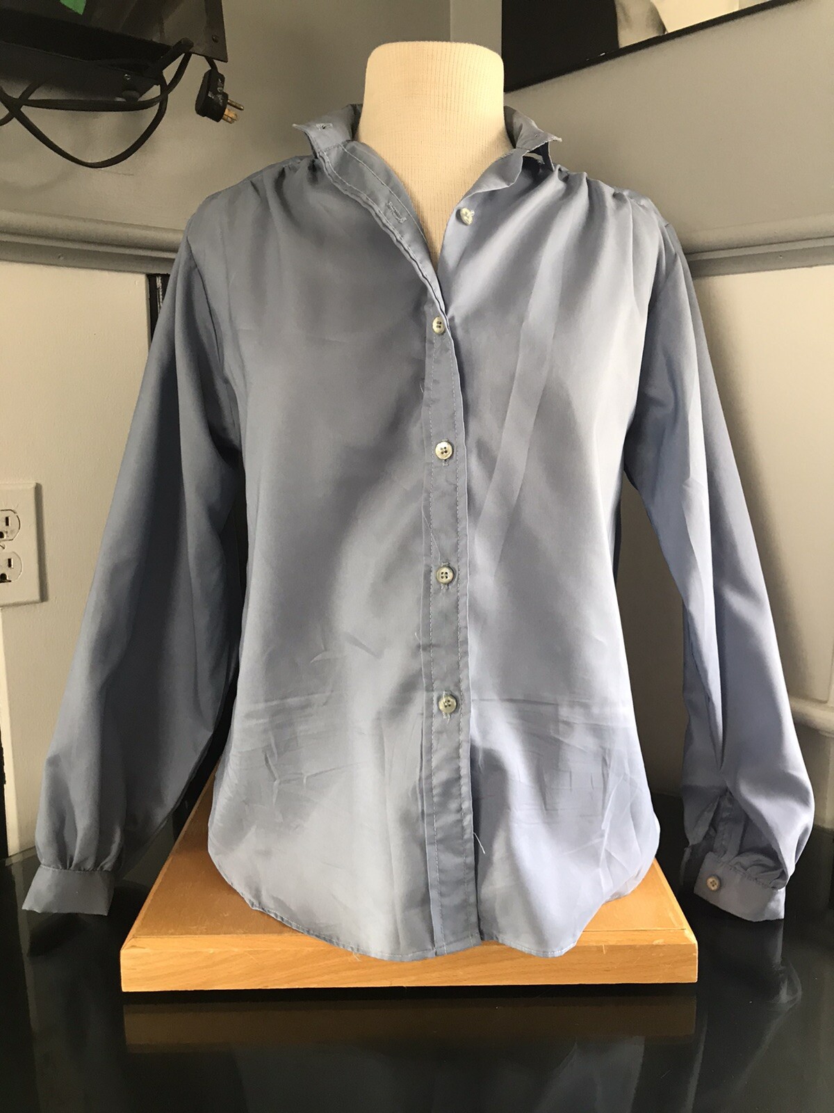 Vintage 1970s YOU BABES Button Light Blue Long Sleeve Women Top Shirt