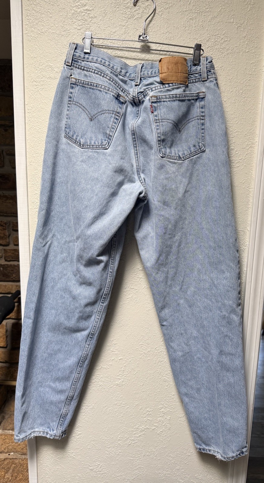 Vintage Levis 560 Loose Fit Straight Mom Jeans Tapered High Rise USA Size 14 L