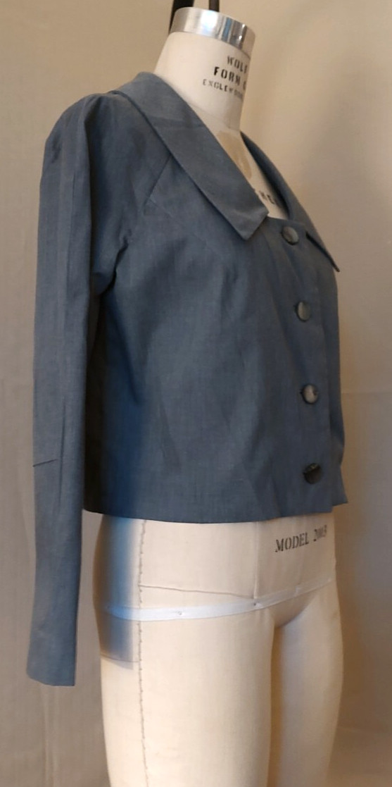 Vtg 1960s JACKET / TOP Dove Gray Poplin, Wide LAPELS w/ BUTTON CLOSURE, Tailored
