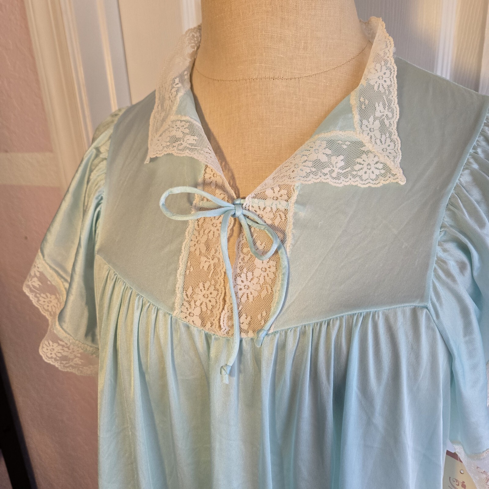 Sans Souci Vintage Nightgown Pale Aqua Blue Size M Lingerie Nightie Usa New