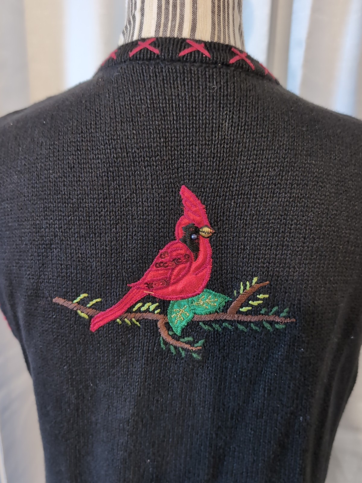 VTG Bobbie Brooks Black Ramie Cotton Embroidered Cardinal Bird Sweater Vest SZ L