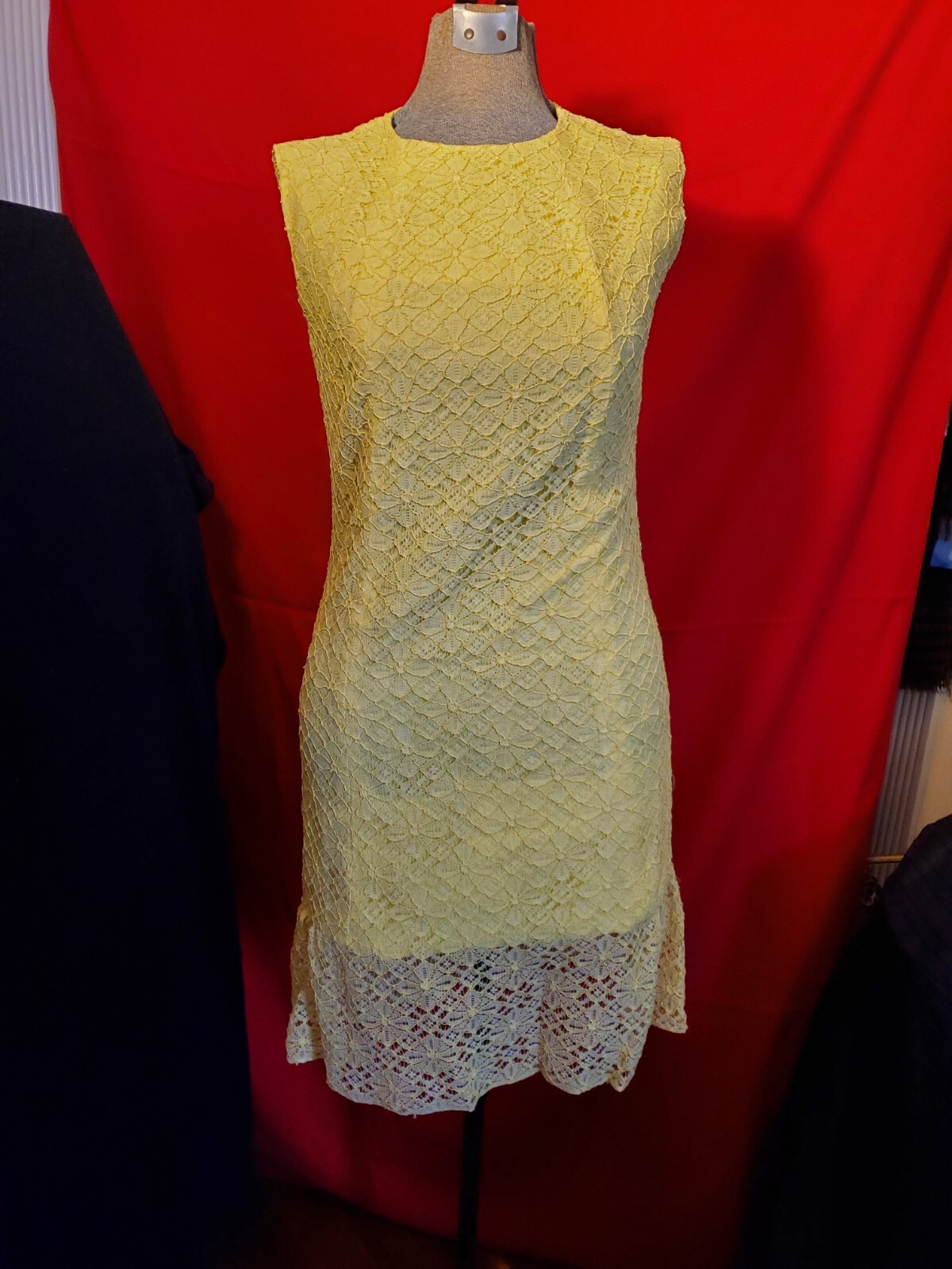 Vtg 50s/60s Elinor Gay Sleeveless Yellow Dress SMALL Embroidered Lace