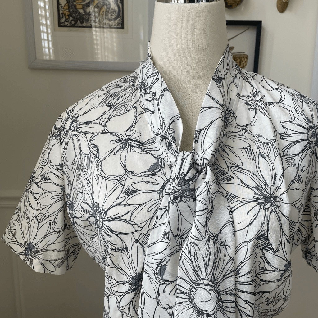 Vintage 70s Cropped Sketch Floral Black Grey Neck Tie Blouse S