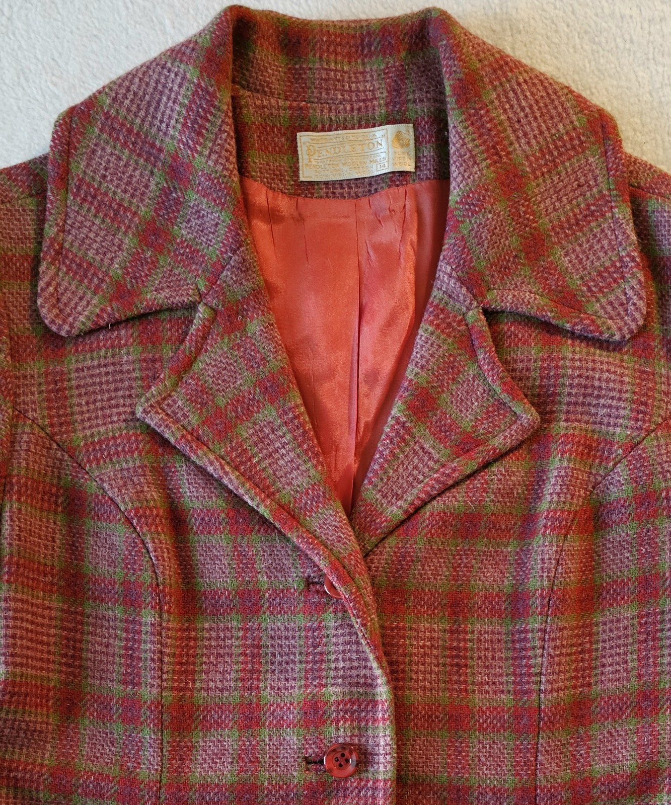 Vtg 1960’s PENDLETON Long 4-Button Fitted Blazer Womens S Salmon Plaid