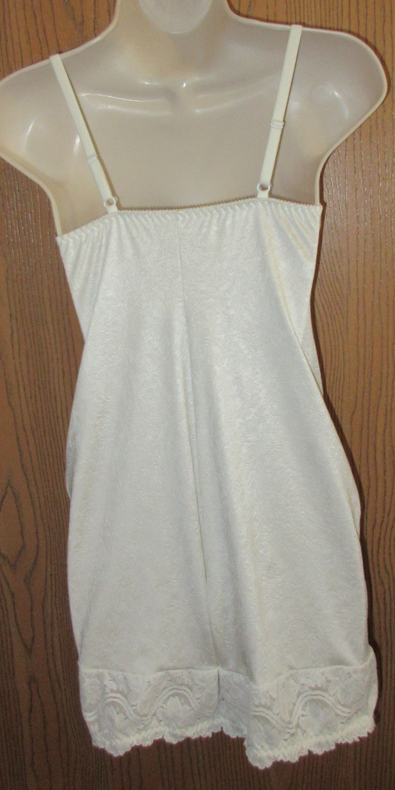 ILUSION IVORY UW balconette lined BRA TOP full slip firm slimmer LACY sz 36 D