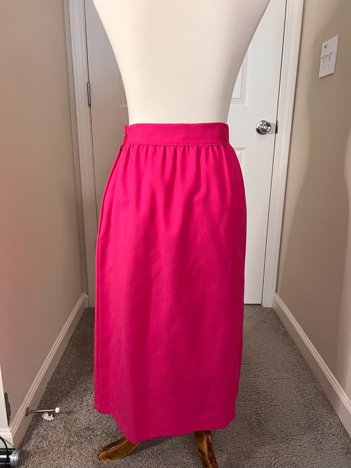Women’s Vintage 1980’s Kayo of California Fuchsia Pencil Skirt – Size 9